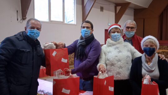 16 Décembre : Remise du colis de Noël aux Ainés