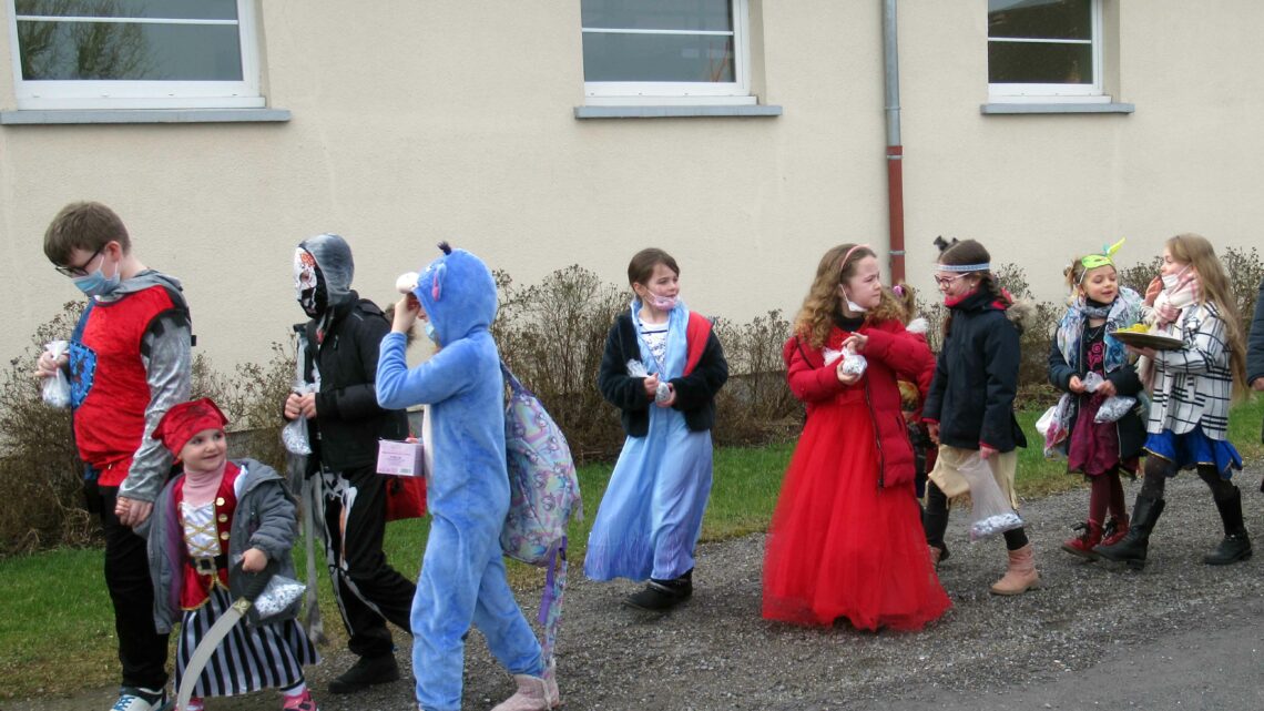 1er mars 2022 Carnaval de Mardi Gras à l’école